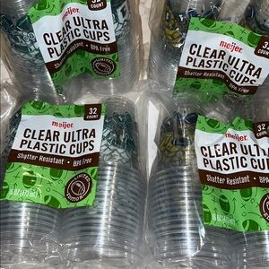 NWT 128pc Clear ultra green & blue/yellow 16oz Plastic football team Cups